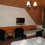 Panzio 3*